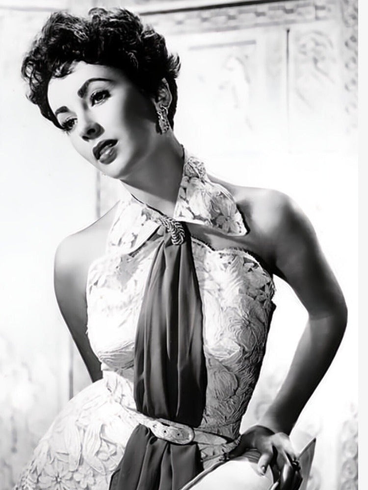 Elizabeth Taylor 8.5 x 11 Black & White Photograph Art Print Photo Picture Collectibles:Photographic Images:Photographs Style Your Walls
